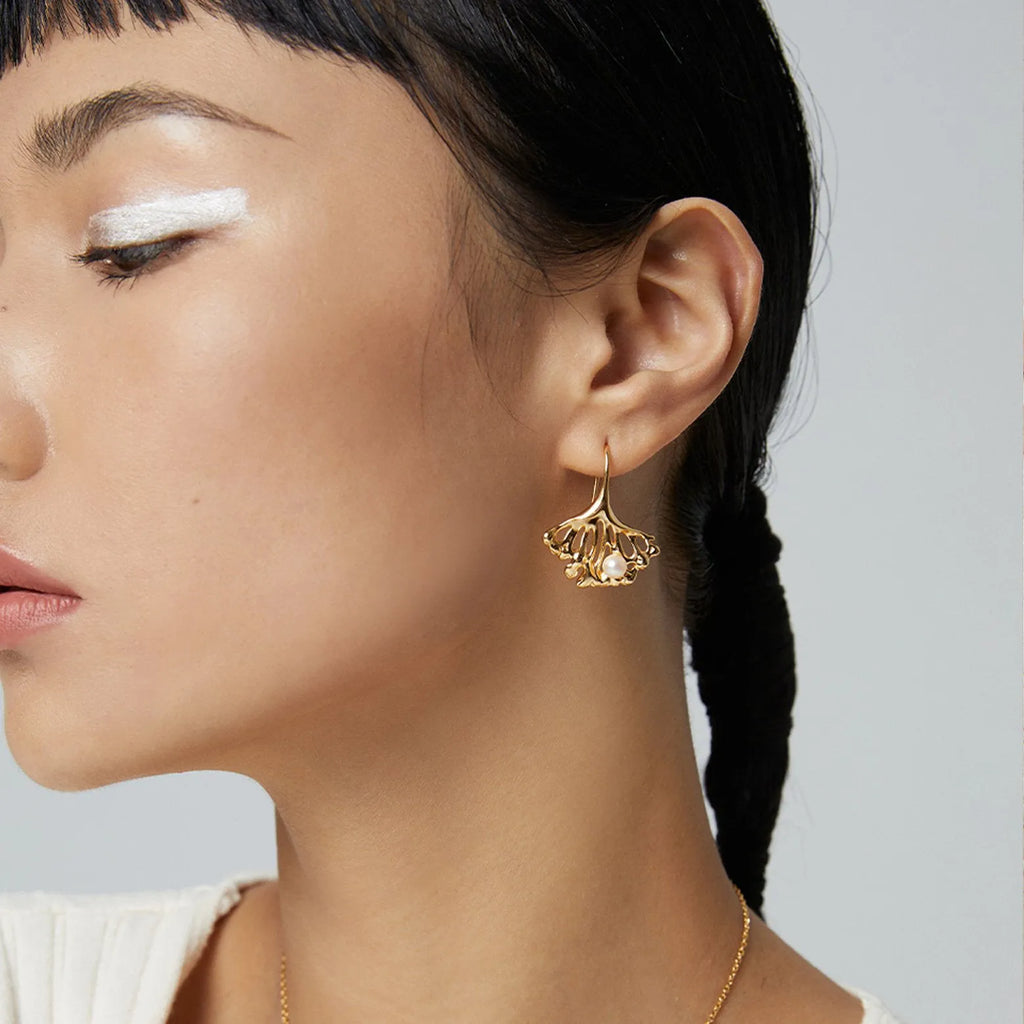 Ginkgo leaf pearl earrings - Angel Barocco